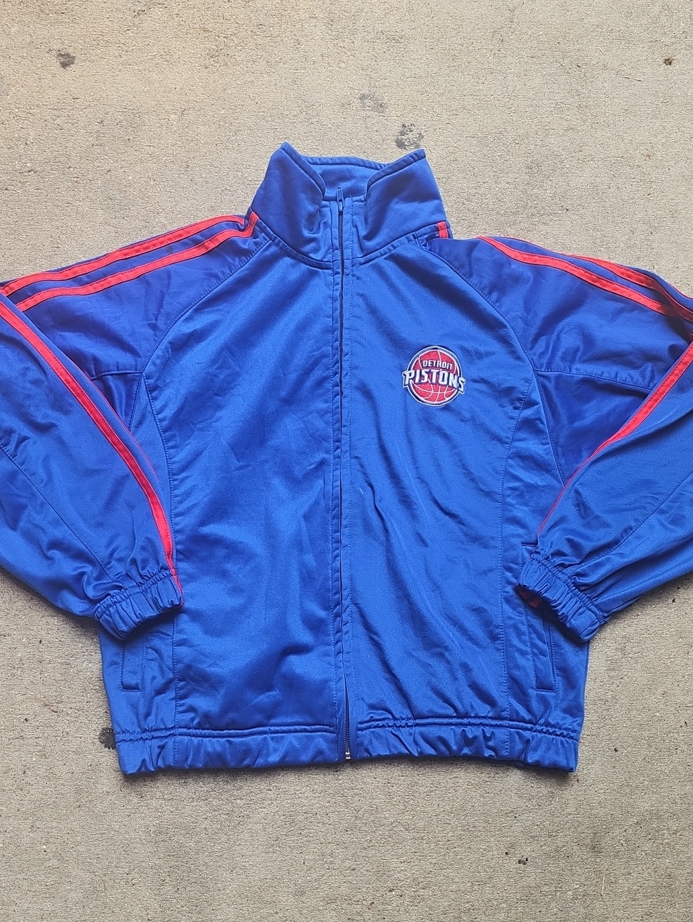 adidas Detroit Pistons NBA Blue Jacket Red Accents Logo Basketball Youth Large